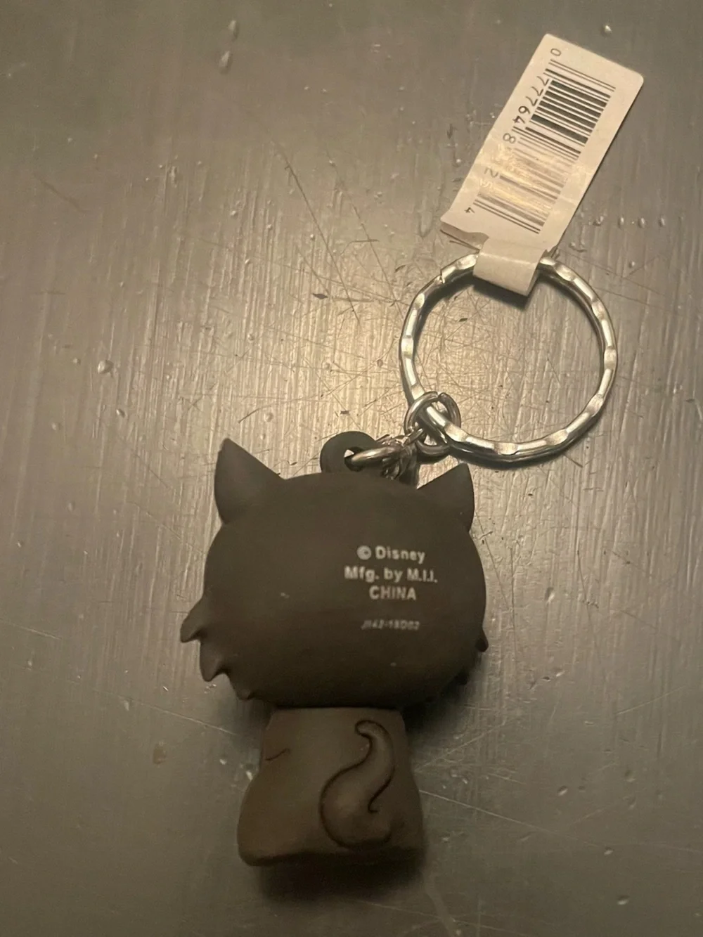 Disney Hocus Pocus Thackery Binx the Cat Keychain Black Cat